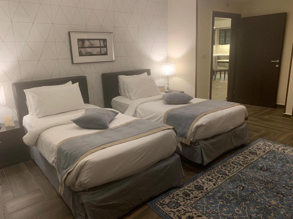 City Rose Hotel Suites Амман Экстерьер фото