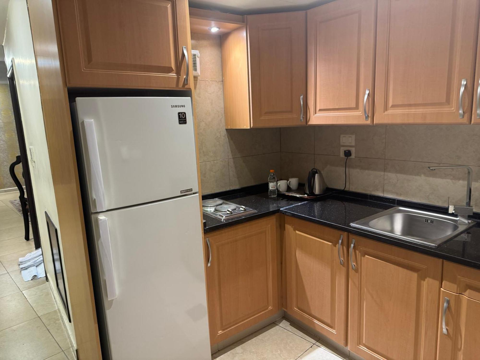 City Rose Hotel Suites Амман Экстерьер фото
